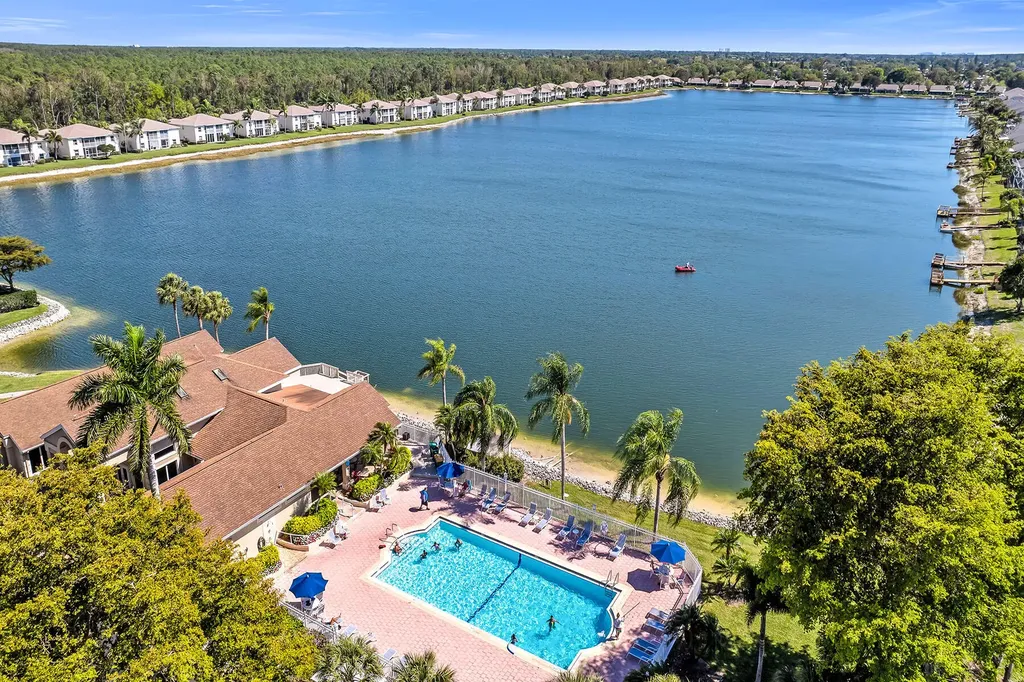 1747 Reuven Circle Naples FL 34112