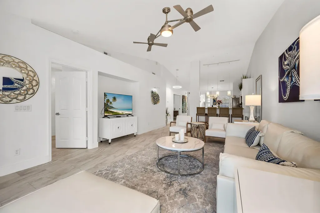 1747 Reuven Circle Naples FL 34112
