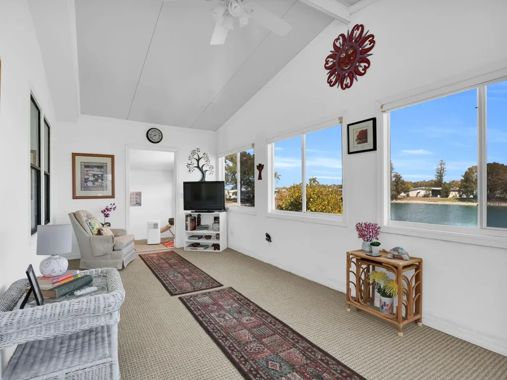 233 Eagle Road Naples FL 34114