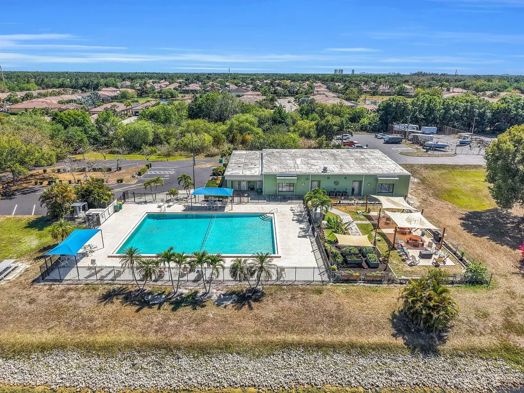 233 Eagle Road Naples FL 34114