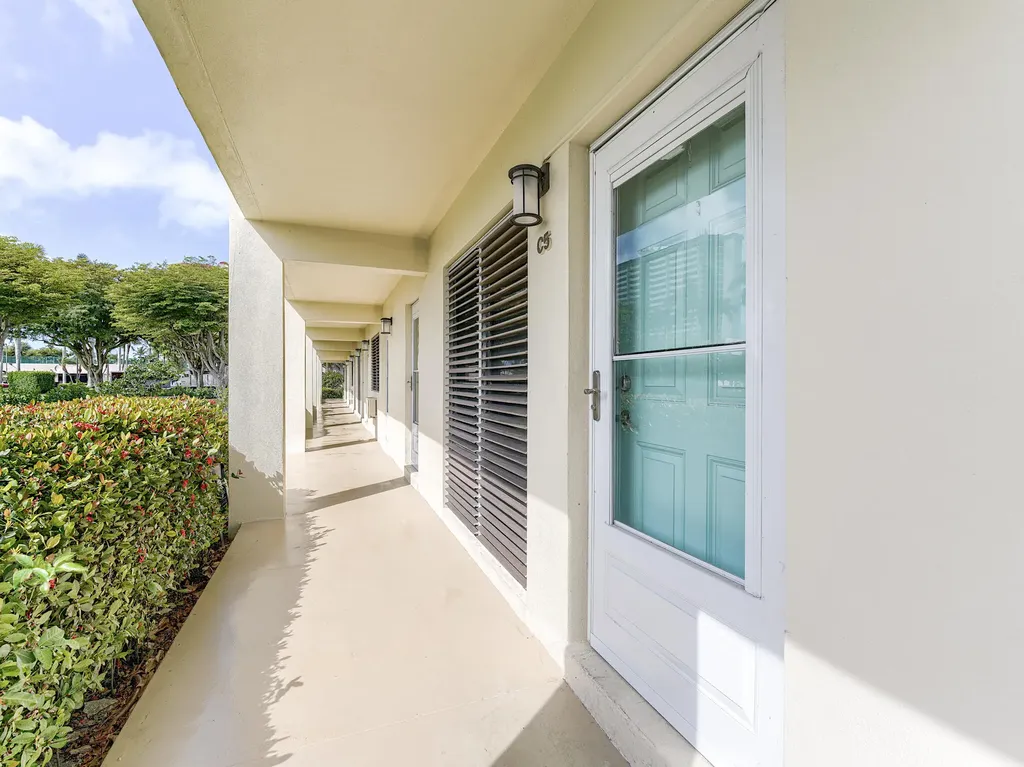 130 N Collier Marco Island FL 34145