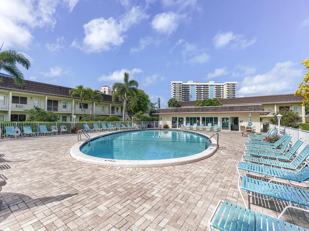 130 N Collier Marco Island FL 34145