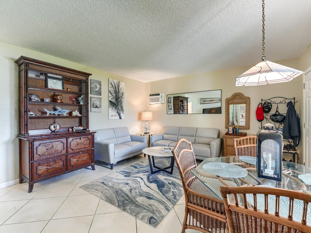 130 N Collier Marco Island FL 34145