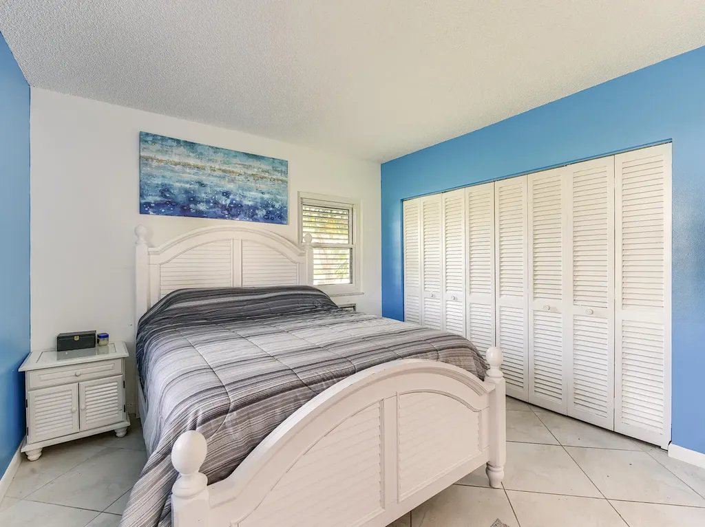 130 N Collier Marco Island FL 34145