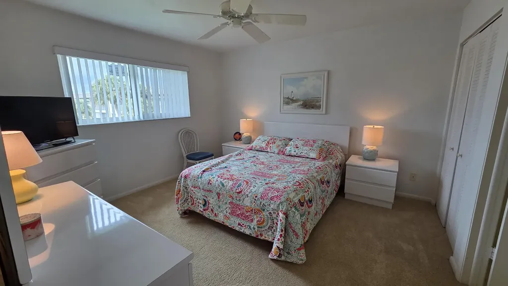 1014 Manatee Naples FL 34114