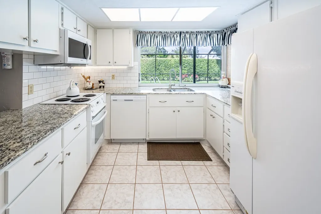631 Diplomat Court Marco Island FL 34145