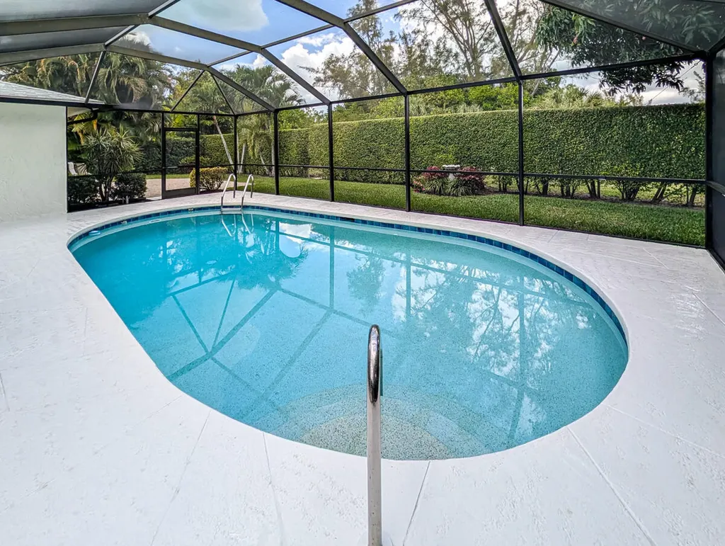 631 Diplomat Court Marco Island FL 34145