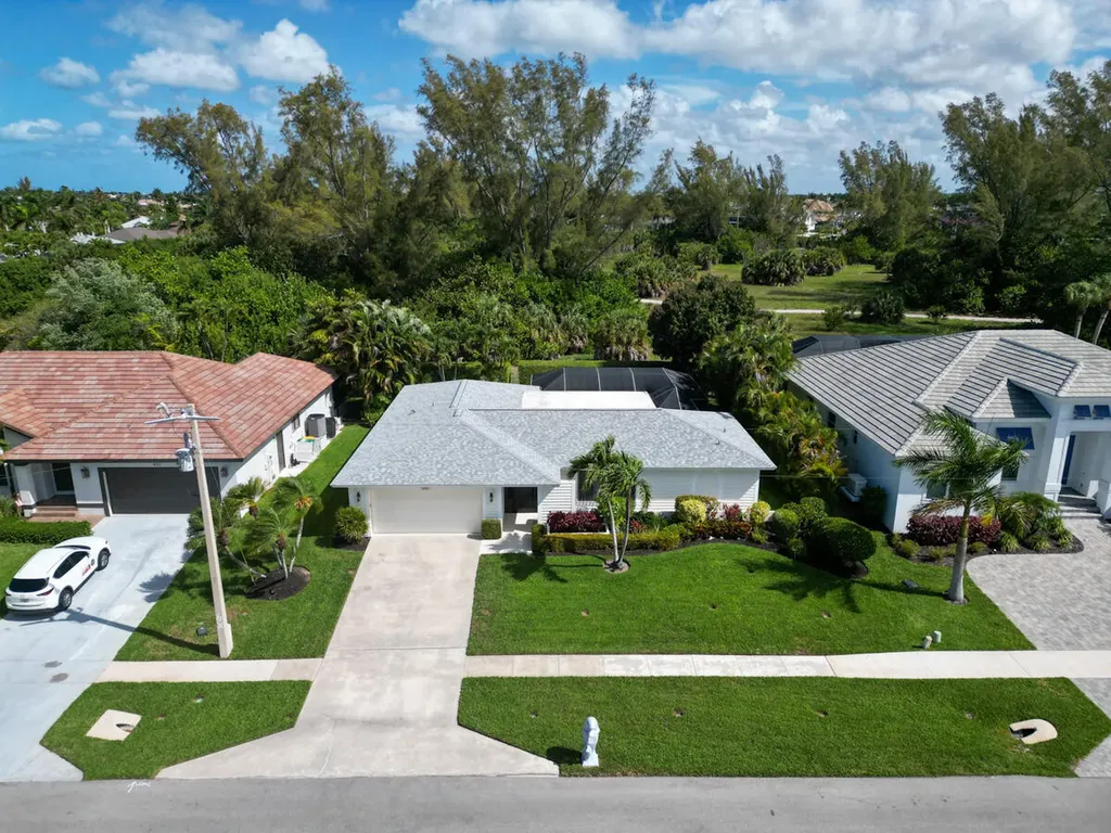 631 Diplomat Court Marco Island FL 34145