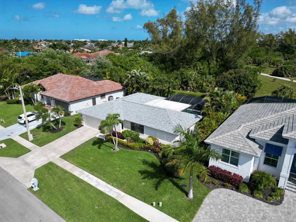 631 Diplomat Court Marco Island FL 34145