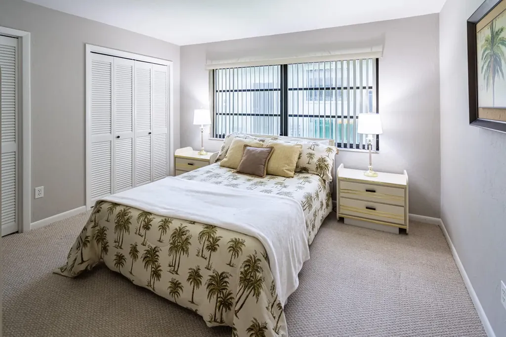 631 Diplomat Court Marco Island FL 34145