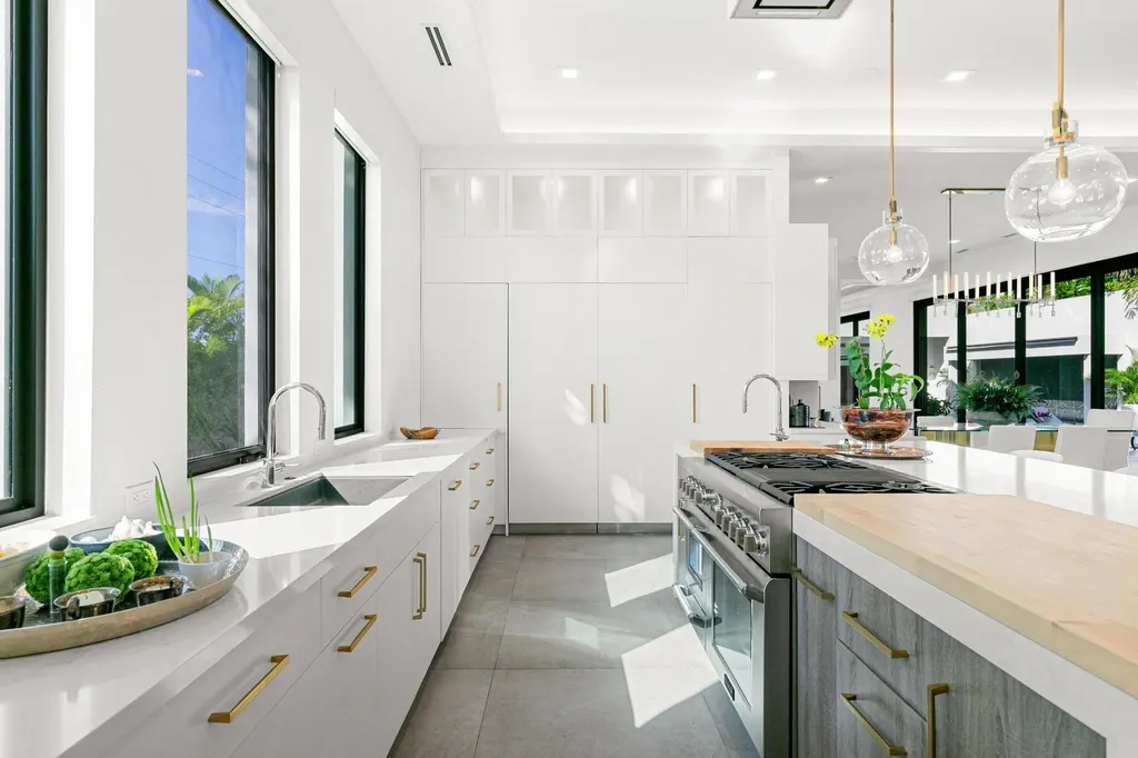 981 Aster Court Marco Island FL 34145