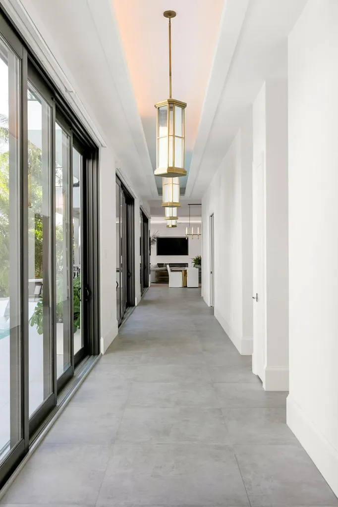 981 Aster Court Marco Island FL 34145