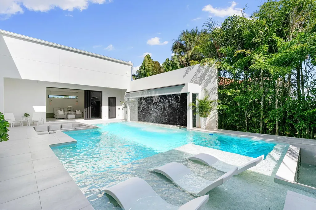 981 Aster Court Marco Island FL 34145