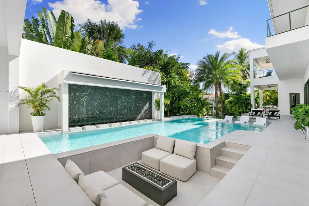 981 Aster Court Marco Island FL 34145