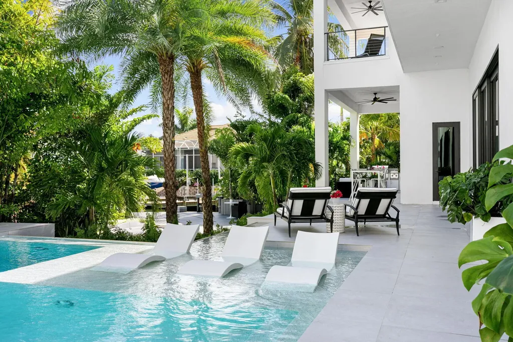 981 Aster Court Marco Island FL 34145