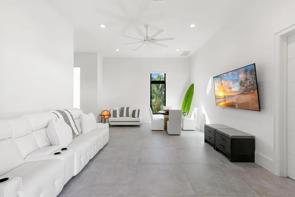 981 Aster Court Marco Island FL 34145