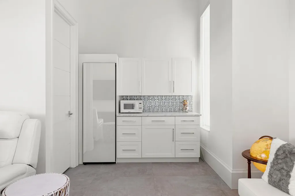 981 Aster Court Marco Island FL 34145