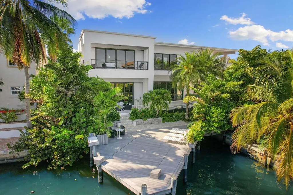 981 Aster Court Marco Island FL 34145