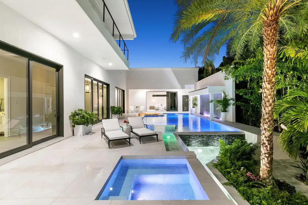 981 Aster Court Marco Island FL 34145