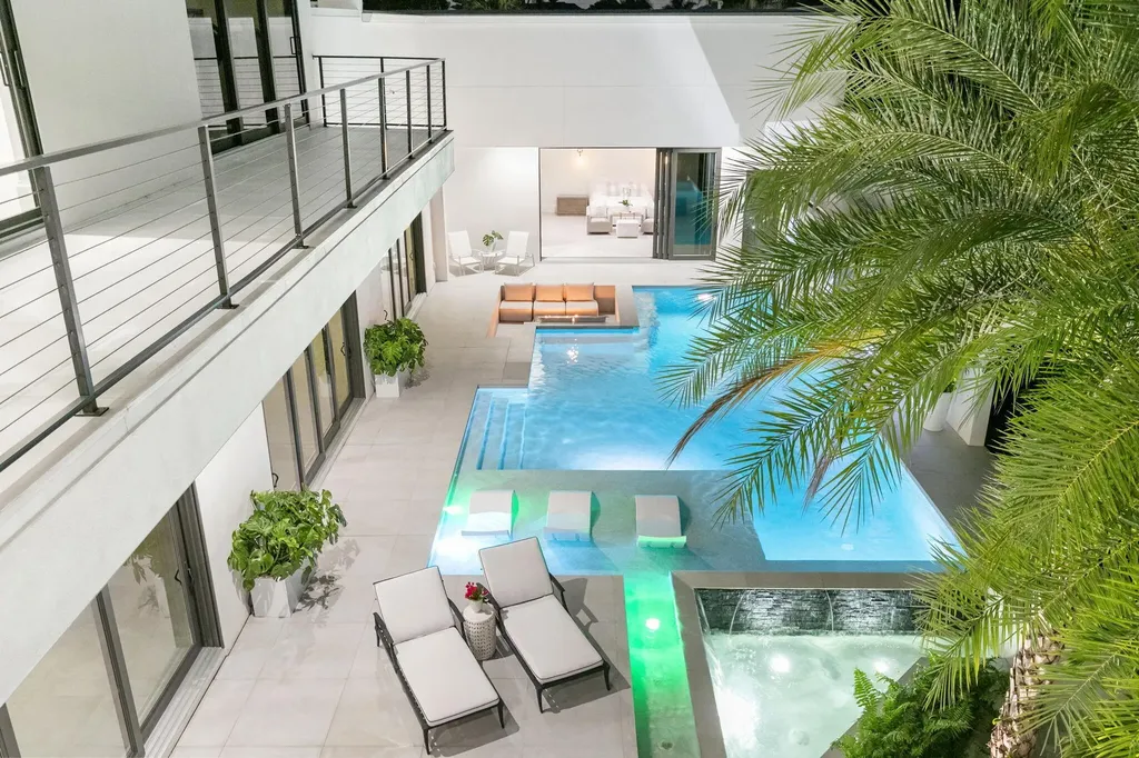 981 Aster Court Marco Island FL 34145