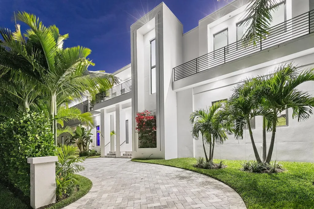 981 Aster Court Marco Island FL 34145