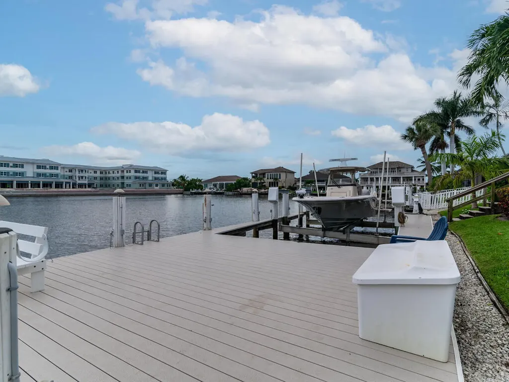 51 S Seas Court Marco Island FL 34145