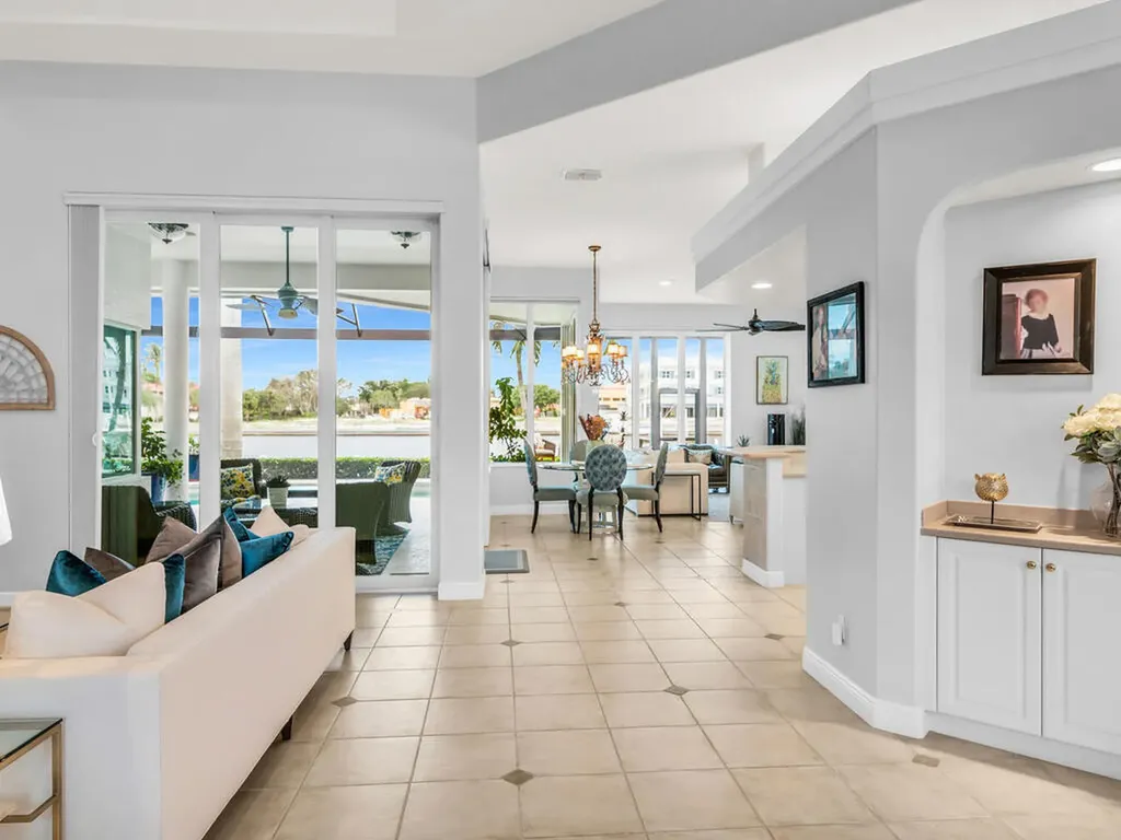 51 S Seas Court Marco Island FL 34145