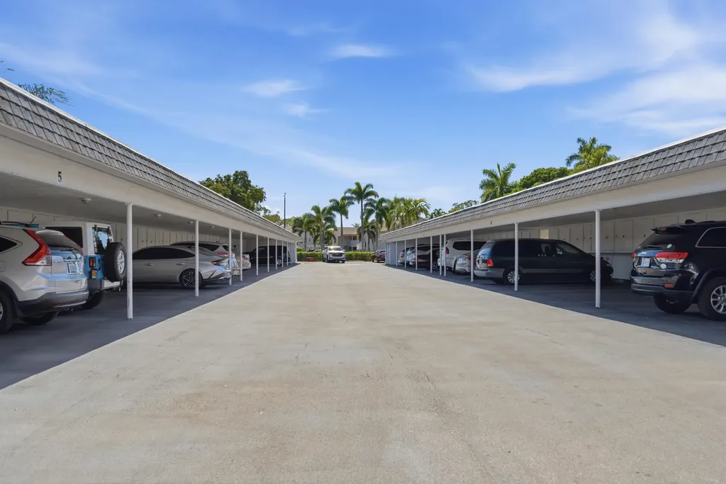 315 Saint Andrews Naples FL 34113