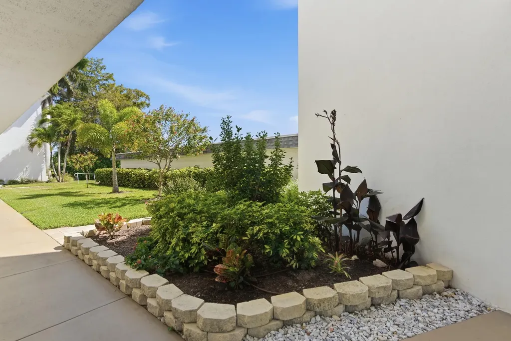 315 Saint Andrews Naples FL 34113