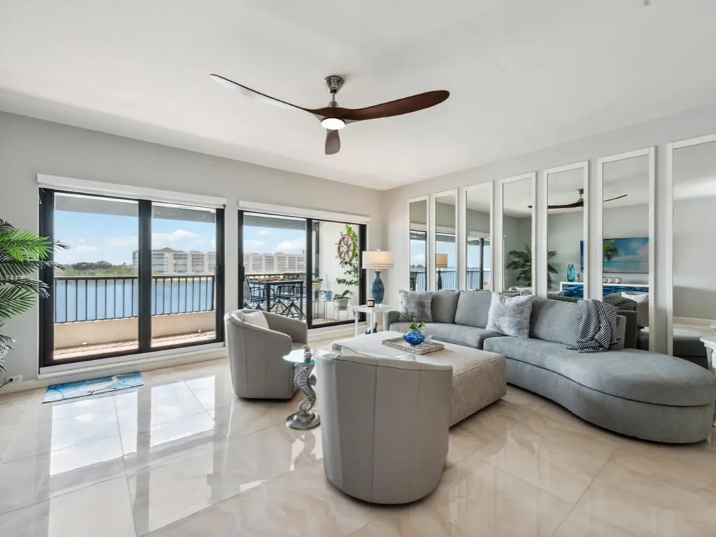 232 La Peninsula Boulevard Naples FL 34113