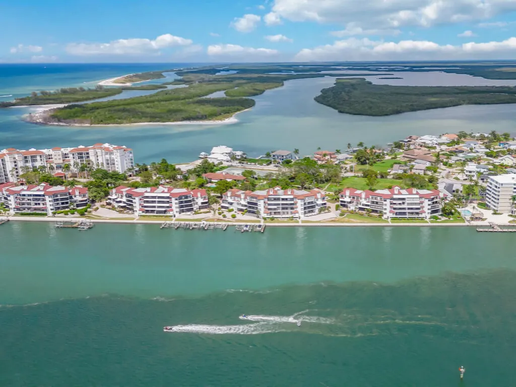 232 La Peninsula Boulevard Naples FL 34113