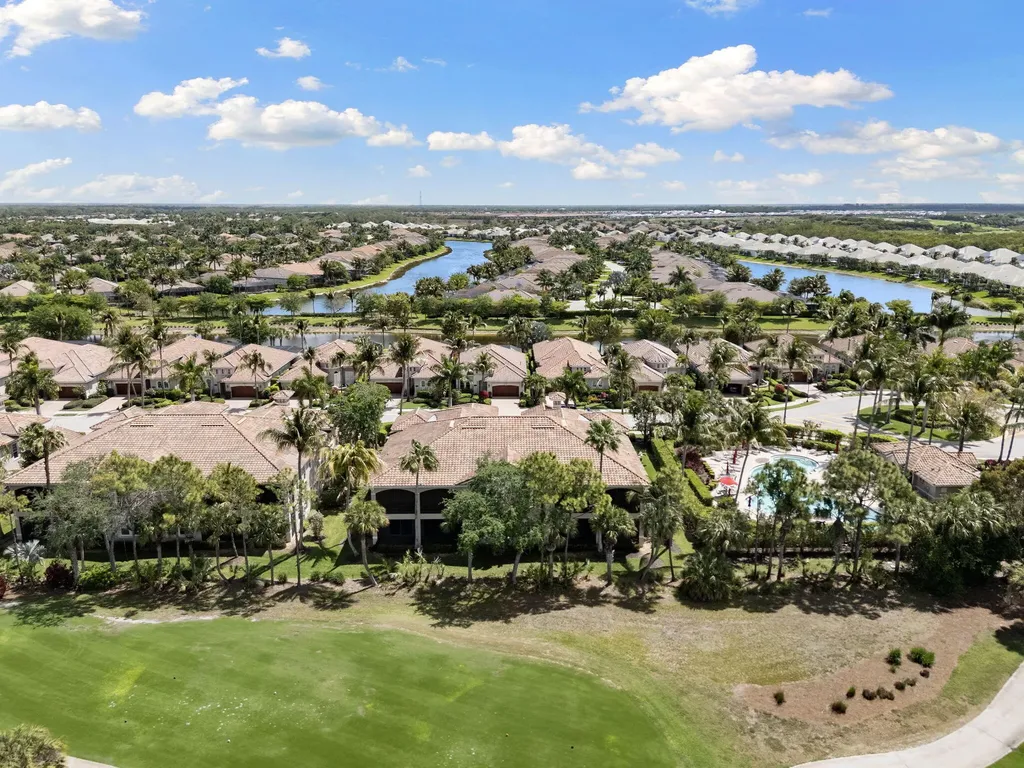 9031 Cherry Oaks Trail Naples FL 34114