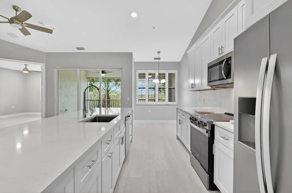 4655 Hawks Nest Way Naples FL 34114