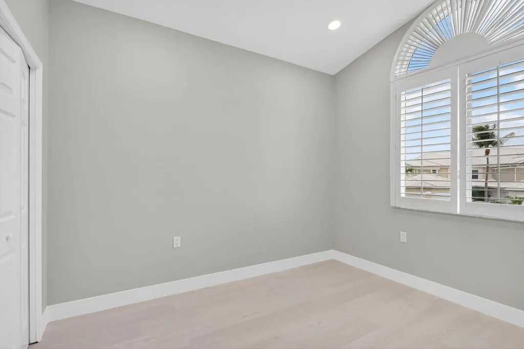 4655 Hawks Nest Way Naples FL 34114