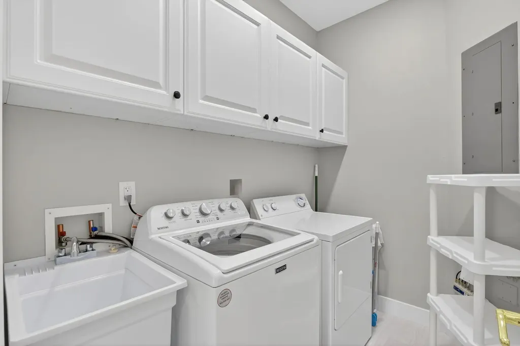 4655 Hawks Nest Way Naples FL 34114