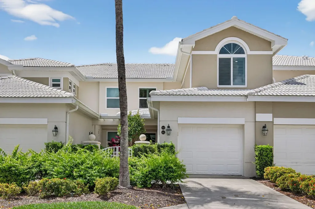 4655 Hawks Nest Way Naples FL 34114