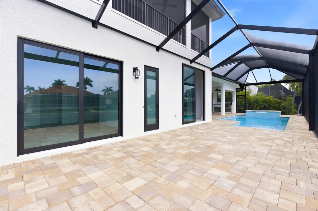 1075 Bonita Court Marco Island FL 34145