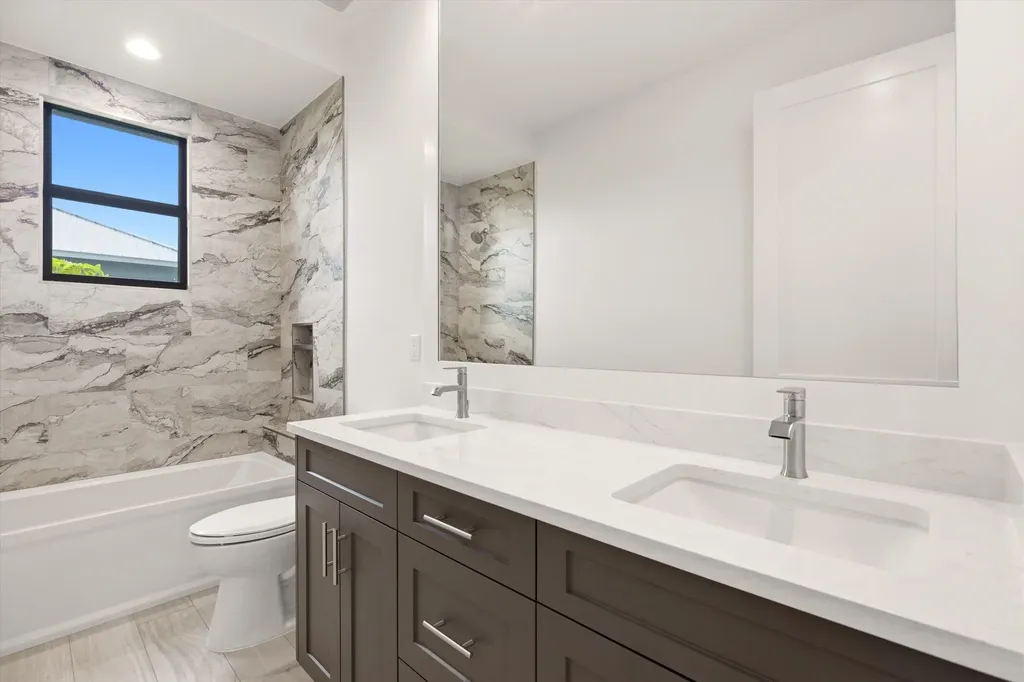 1075 Bonita Court Marco Island FL 34145