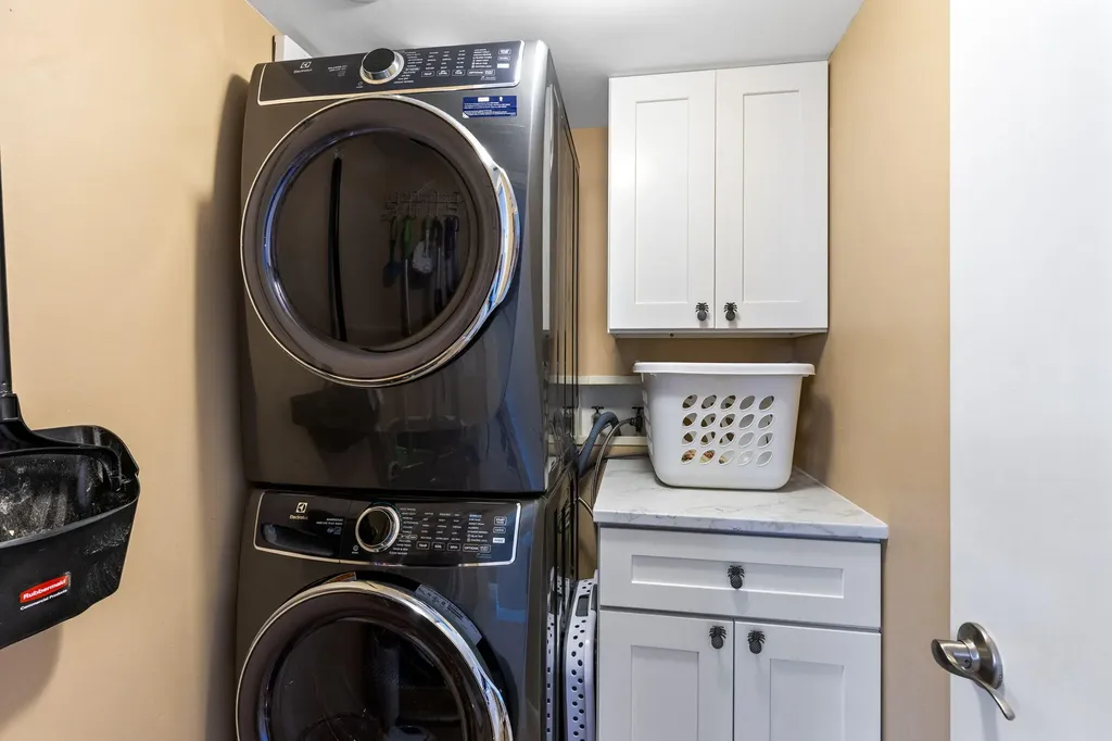 845 Collier Court Marco Island FL 34145