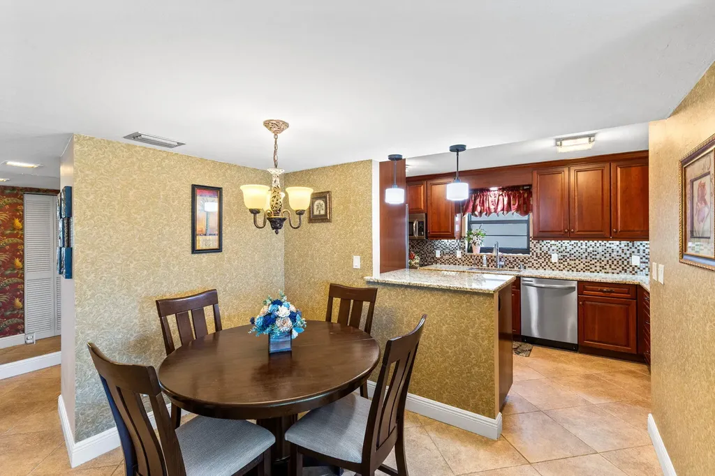 845 Collier Court Marco Island FL 34145