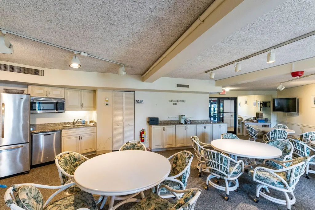 845 Collier Court Marco Island FL 34145