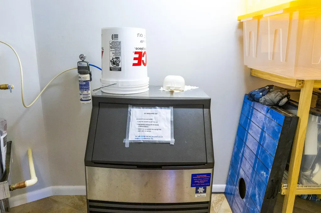 845 Collier Court Marco Island FL 34145