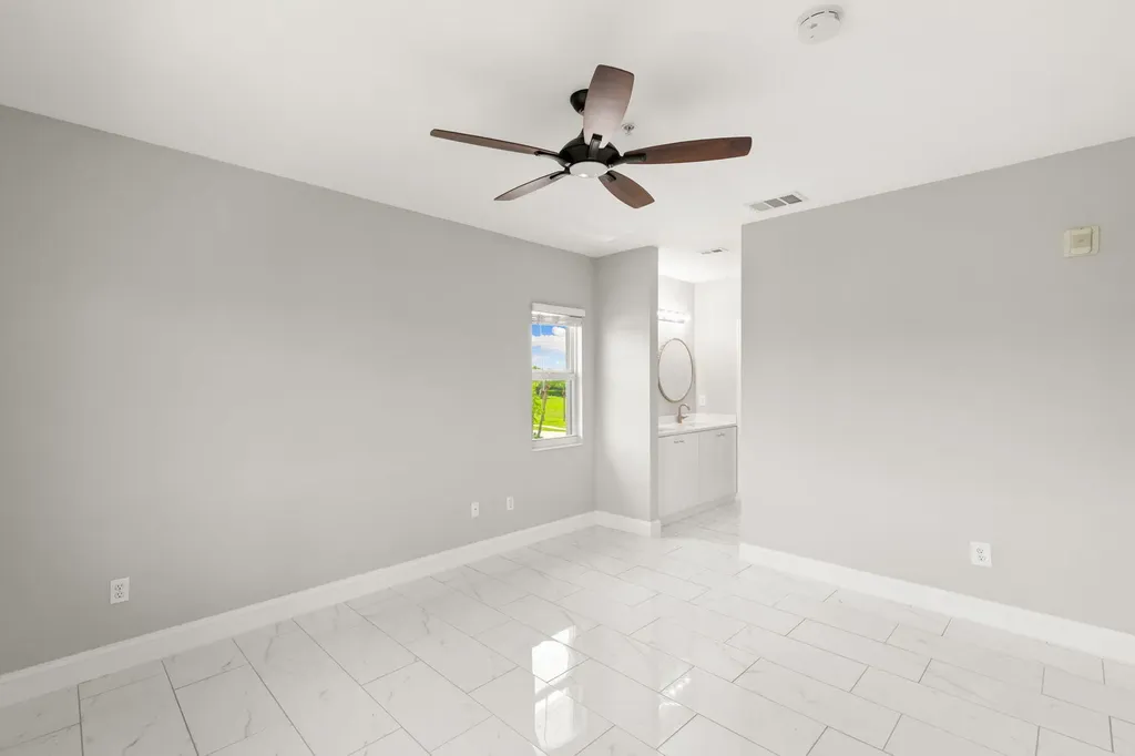 7846 Regal Heron Circle Naples FL 34104