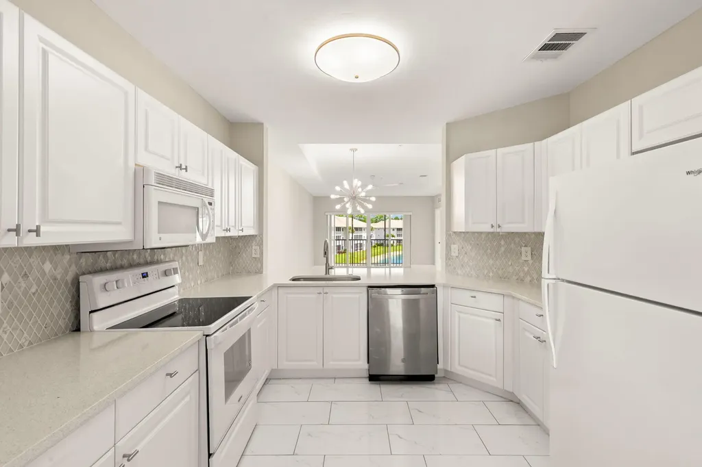 7846 Regal Heron Circle Naples FL 34104