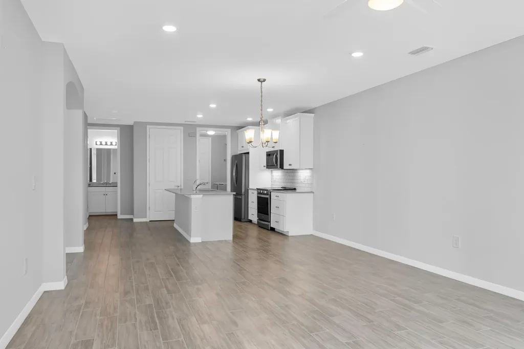 14559 Edgewater Circle Naples FL 34114