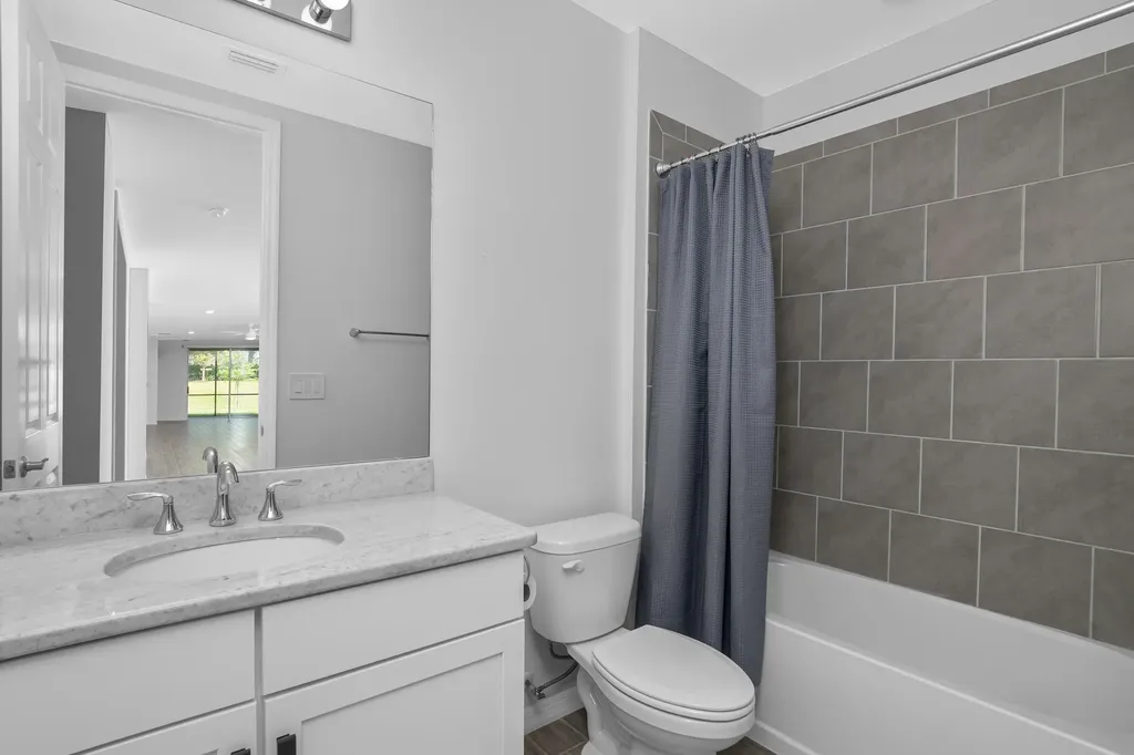 14559 Edgewater Circle Naples FL 34114