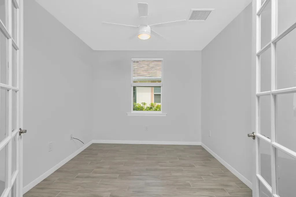 14559 Edgewater Circle Naples FL 34114