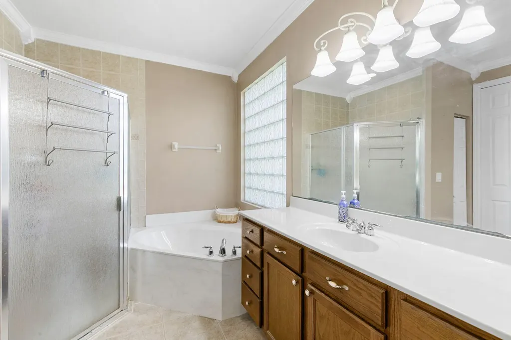 1909 Par Drive Naples FL 34120