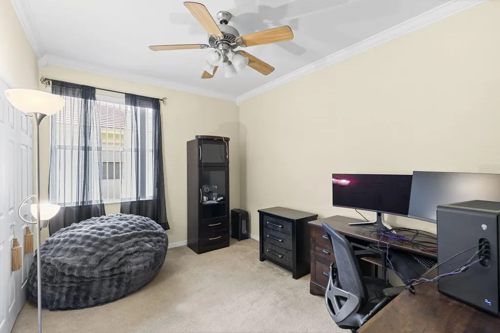 1909 Par Drive Naples FL 34120