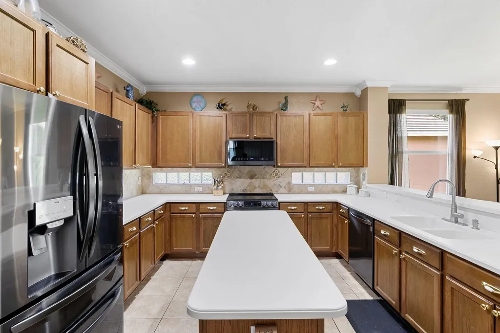 1909 Par Drive Naples FL 34120